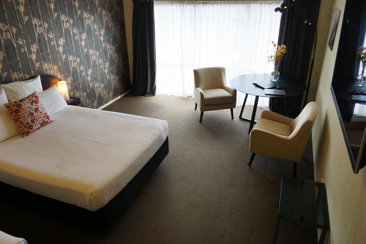 B-Ks Premier Motel Palmerston North Bagian luar foto