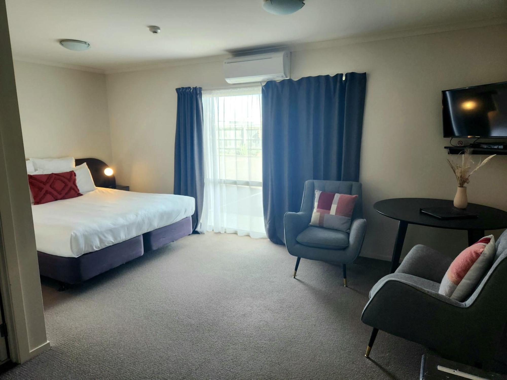 B-Ks Premier Motel Palmerston North Bagian luar foto