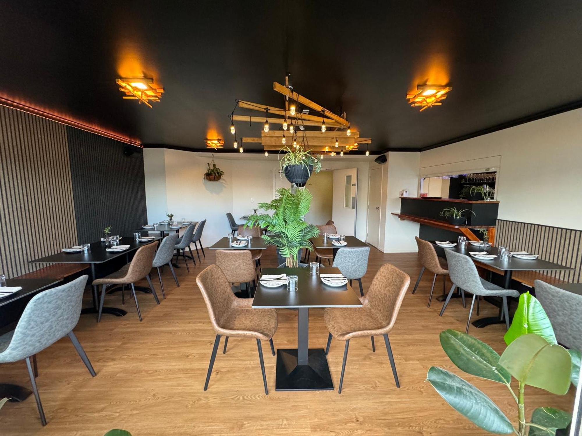 B-Ks Premier Motel Palmerston North Bagian luar foto